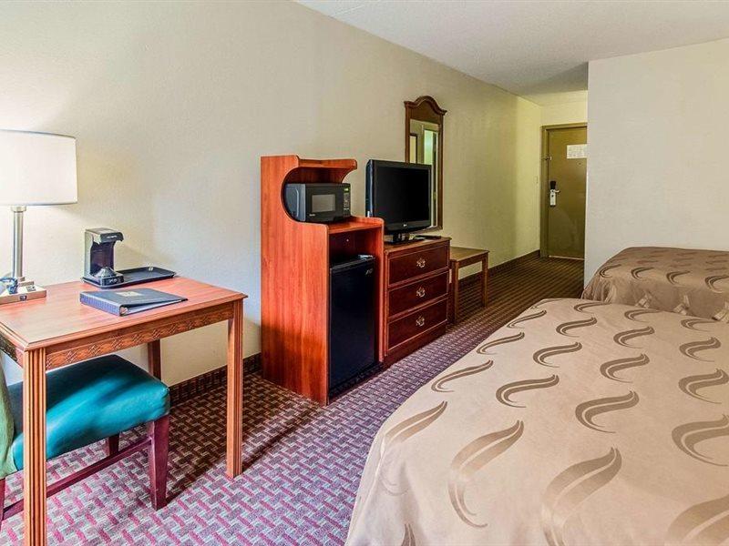 Quality Inn & Suites Lexington Near I-64 And I-81 Timber Ridge Zewnętrze zdjęcie