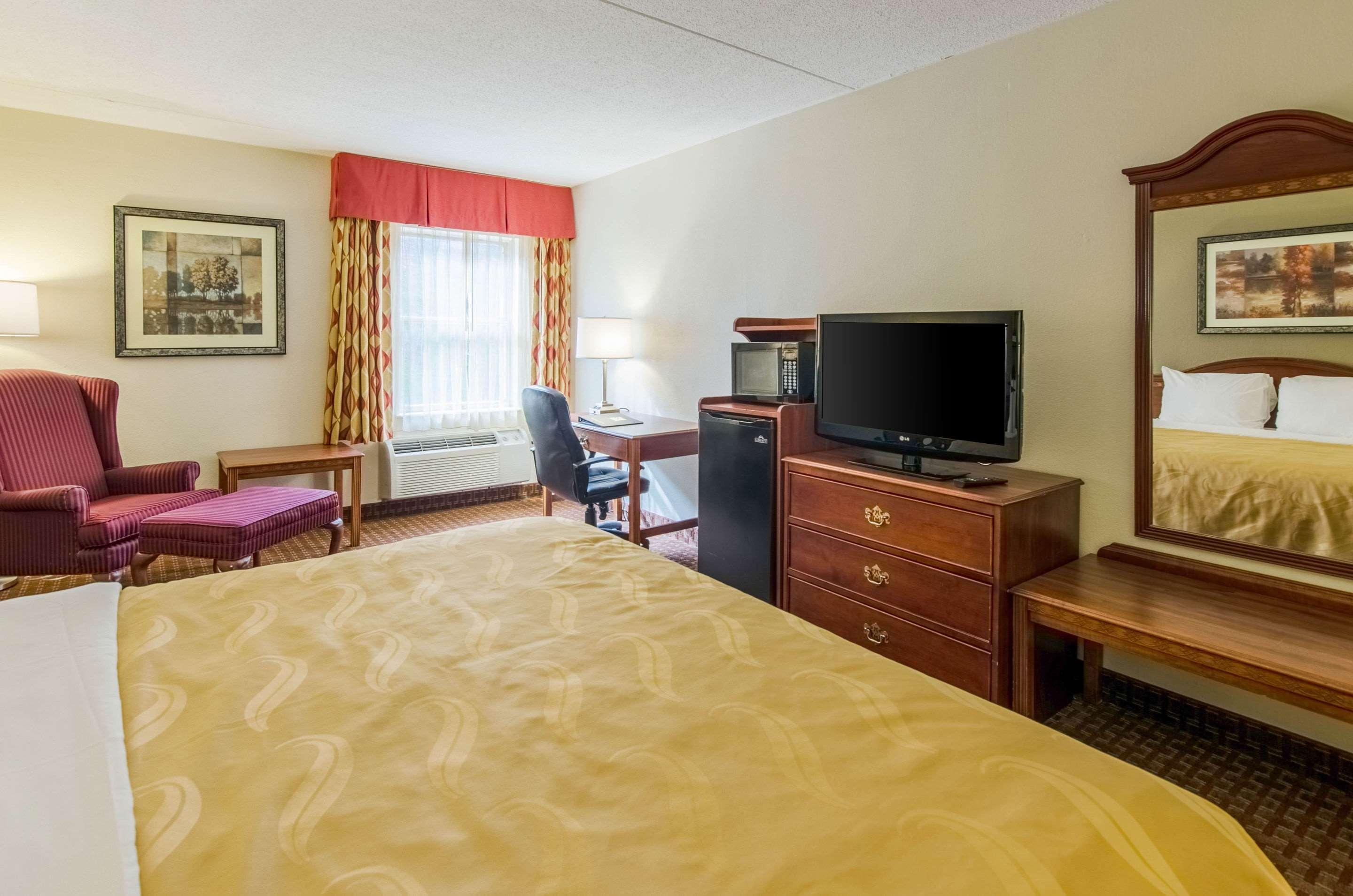 Quality Inn & Suites Lexington Near I-64 And I-81 Timber Ridge Zewnętrze zdjęcie