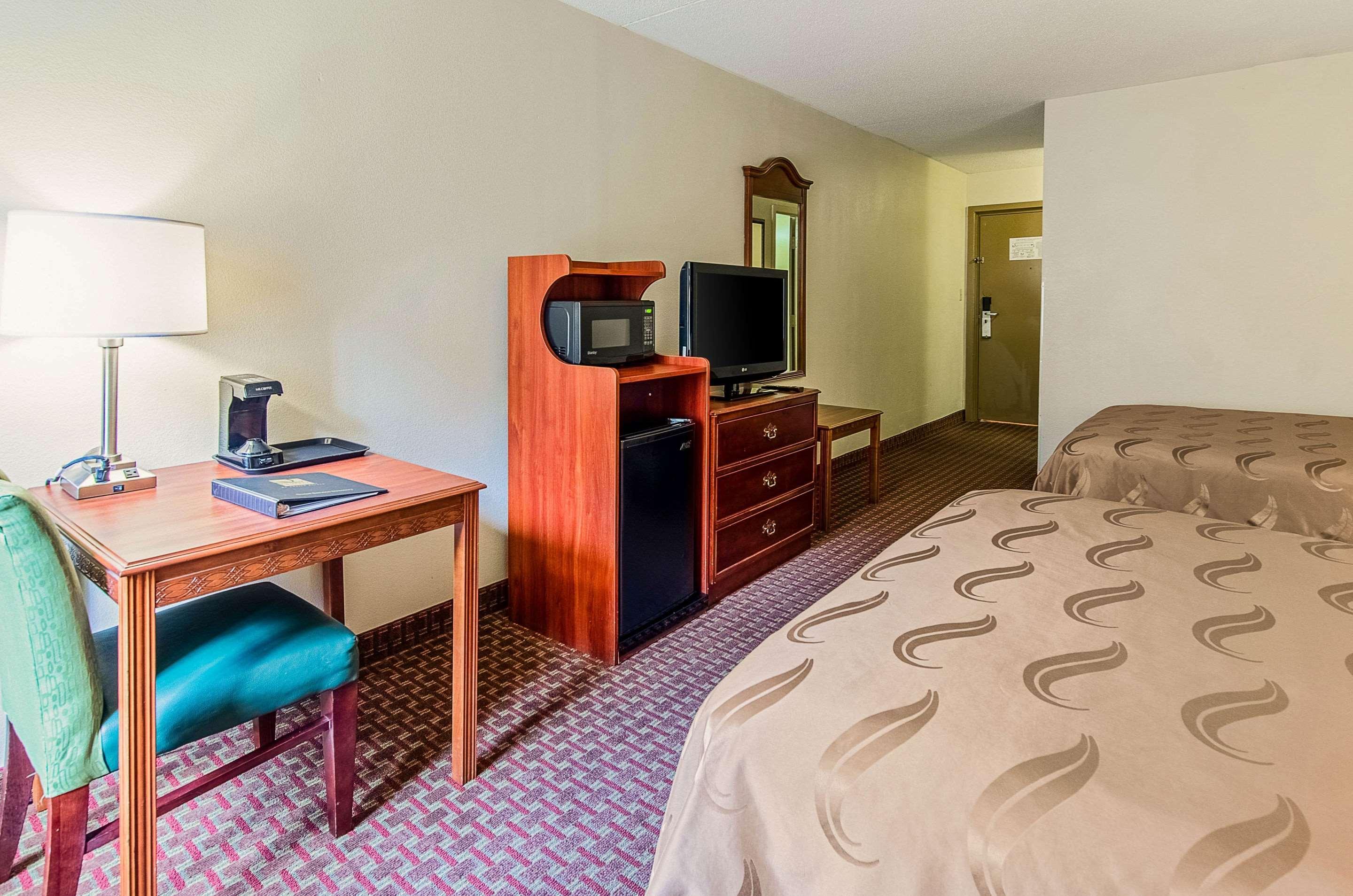 Quality Inn & Suites Lexington Near I-64 And I-81 Timber Ridge Zewnętrze zdjęcie