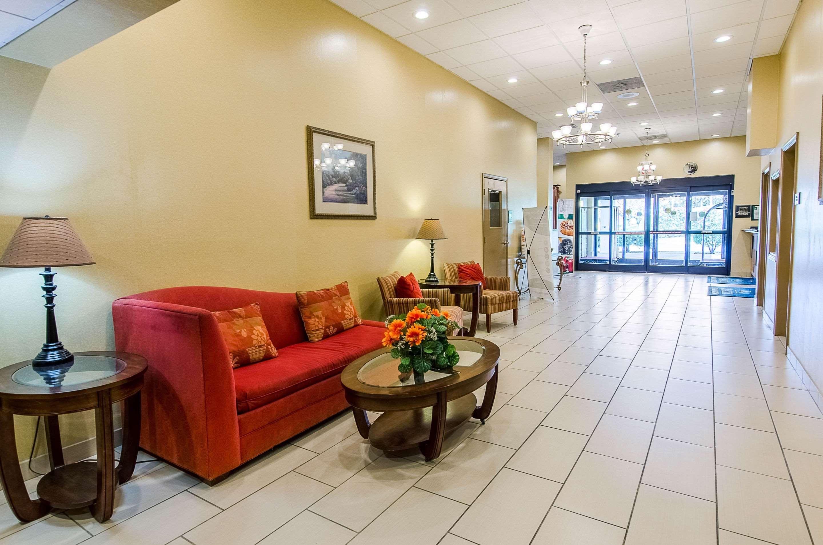 Quality Inn & Suites Lexington Near I-64 And I-81 Timber Ridge Zewnętrze zdjęcie