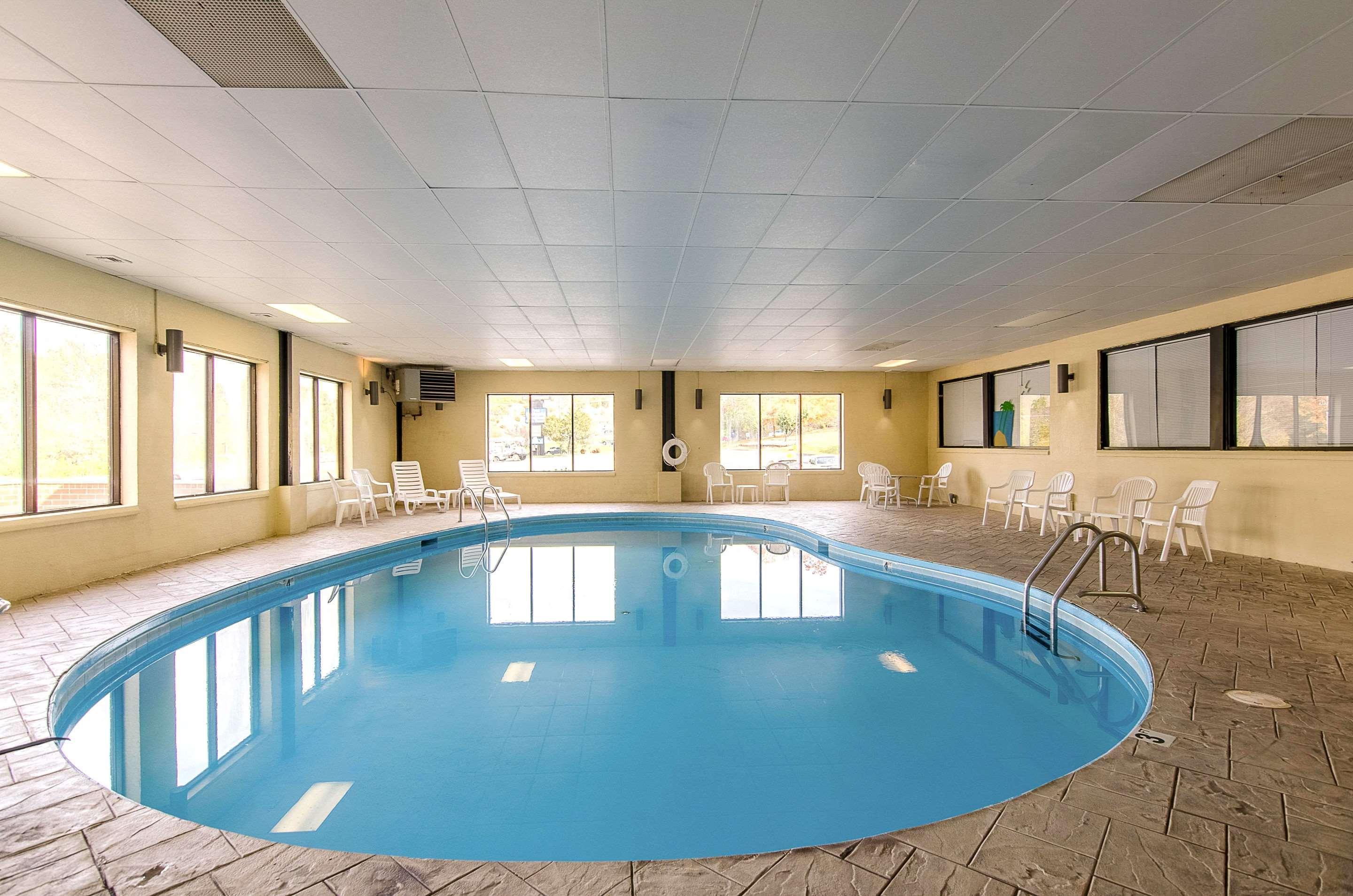 Quality Inn & Suites Lexington Near I-64 And I-81 Timber Ridge Zewnętrze zdjęcie