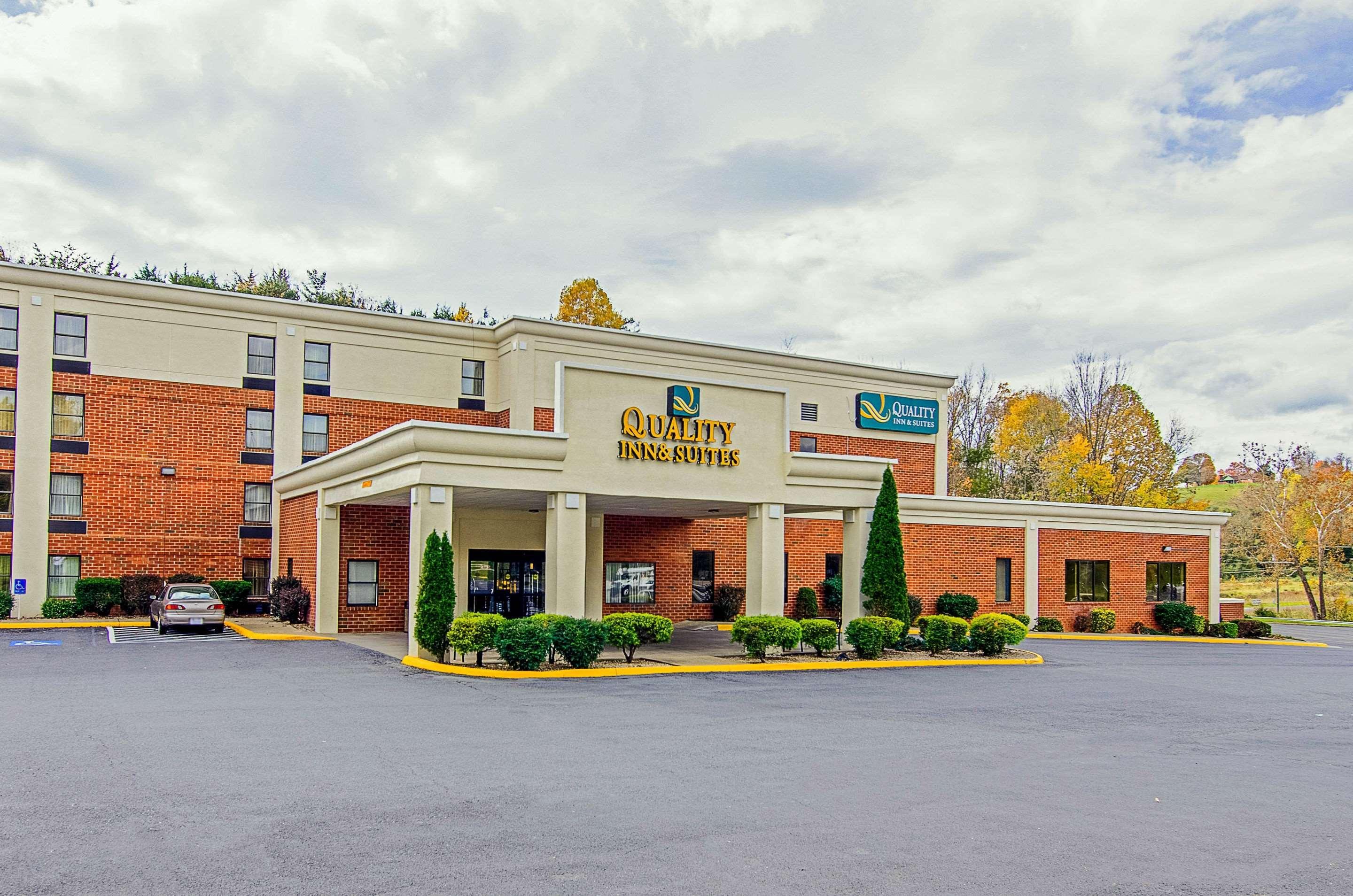 Quality Inn & Suites Lexington Near I-64 And I-81 Timber Ridge Zewnętrze zdjęcie