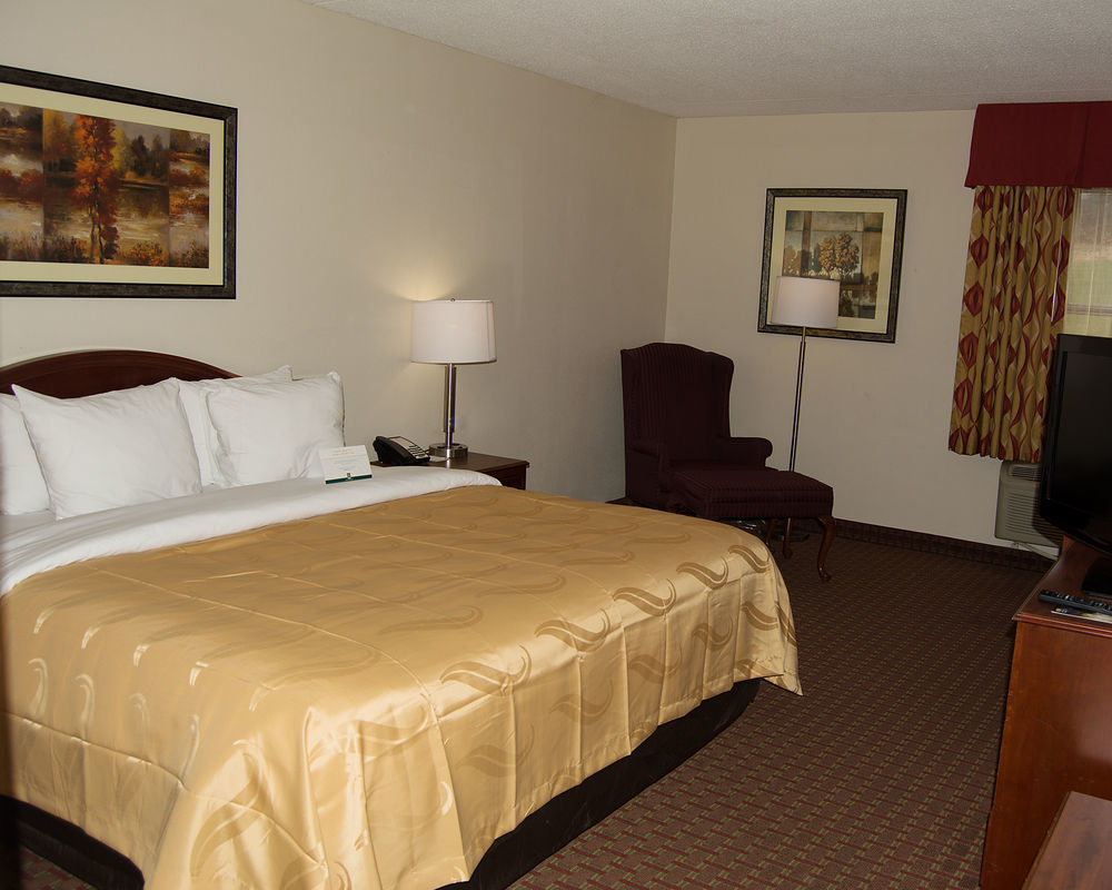 Quality Inn & Suites Lexington Near I-64 And I-81 Timber Ridge Zewnętrze zdjęcie