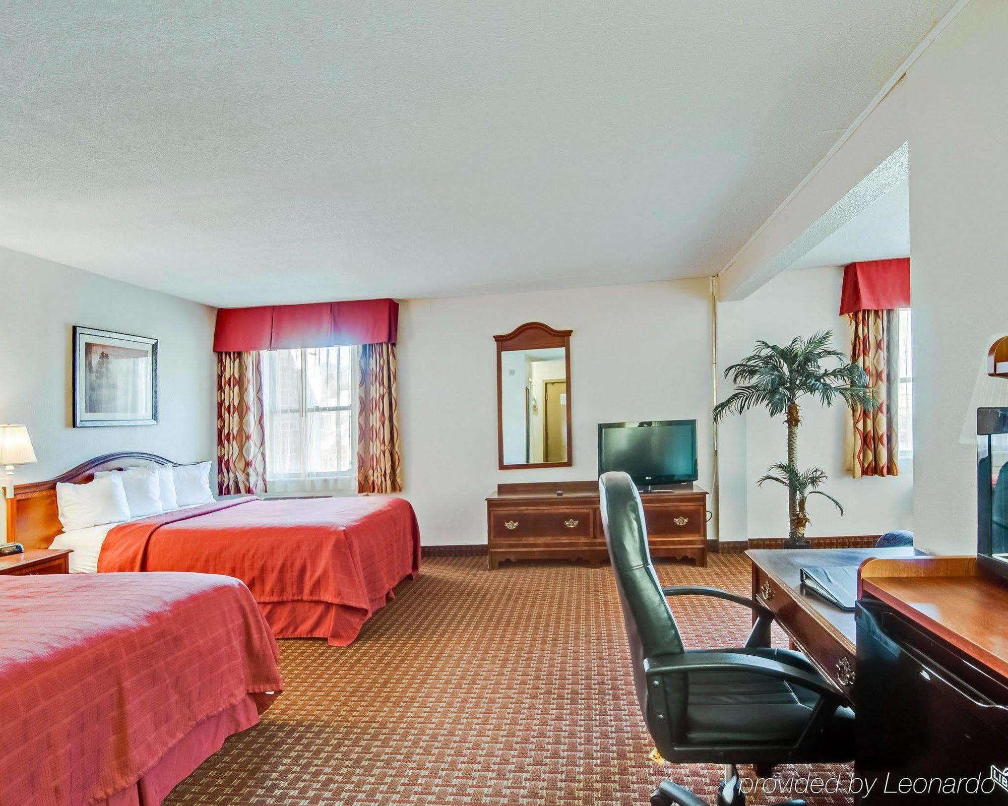 Quality Inn & Suites Lexington Near I-64 And I-81 Timber Ridge Zewnętrze zdjęcie