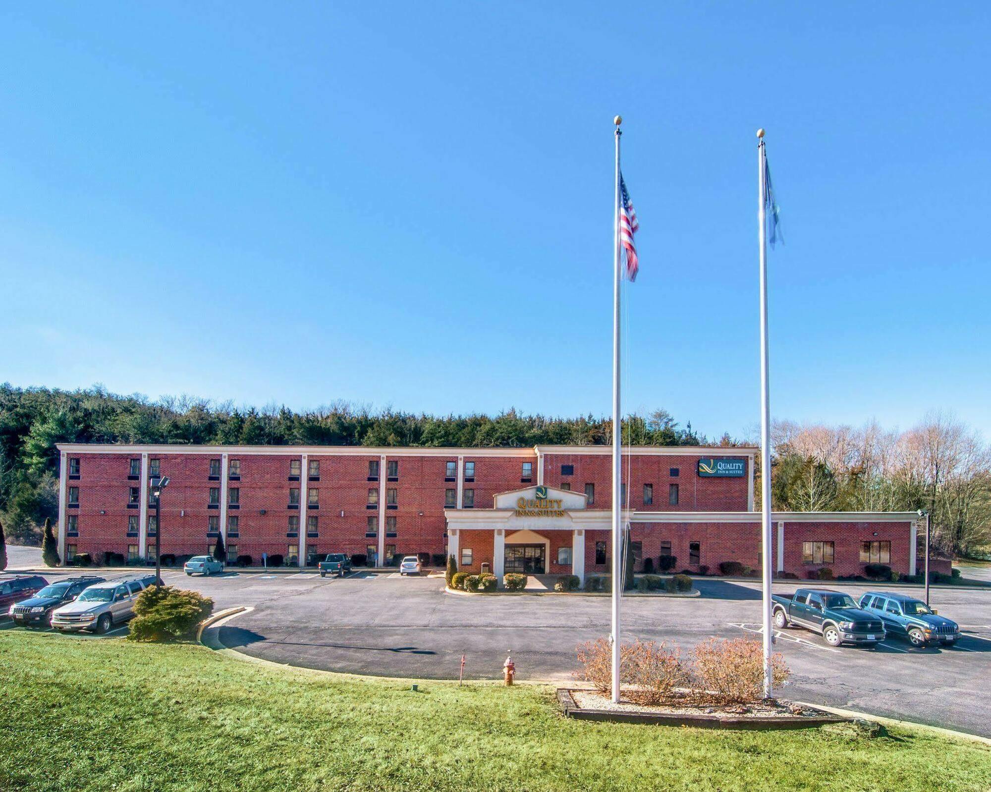 Quality Inn & Suites Lexington Near I-64 And I-81 Timber Ridge Zewnętrze zdjęcie